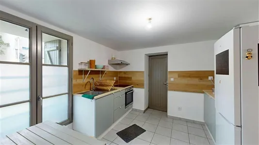 Apartments in Poitiers - photo 9