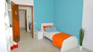 Room for rent, Modena, Emilia-Romagna, &lt;span class=&quot;blurred street&quot; onclick=&quot;ProcessAdRequest(9941720)&quot;&gt;&lt;span class=&quot;hint&quot;&gt;See streetname&lt;/span&gt;[xxxxxxxxxxxxx]&lt;/span&gt;