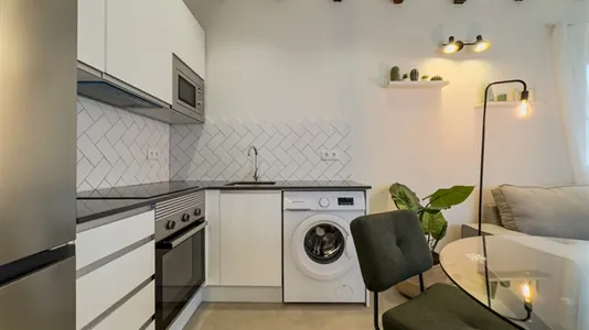 Apartments in Barcelona Ciutat Vella - photo 6