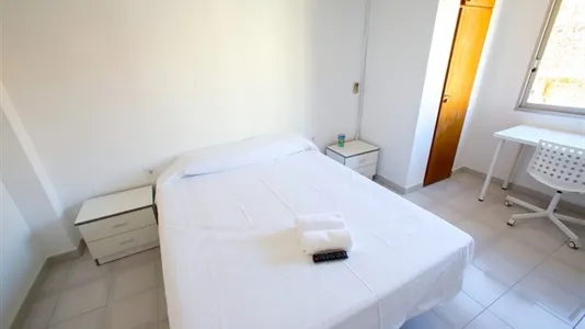 Rooms in Valencia Algirós - photo 5