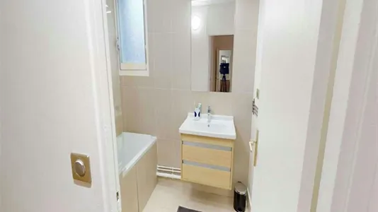 Rooms in Paris 15ème arrondissement - photo 7