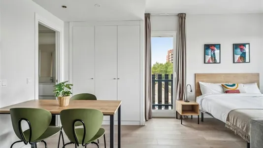 Apartments in Cañada Real de la Galiana - photo 7