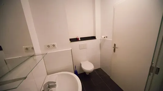 Rooms in Hamburg Nord - photo 6