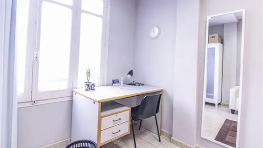 Rooms in Valencia Ciutat Vella - photo 4