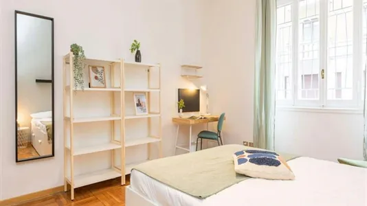 Rooms in Milano Zona 8 - Fiera, Gallaratese, Quarto Oggiaro - photo 3