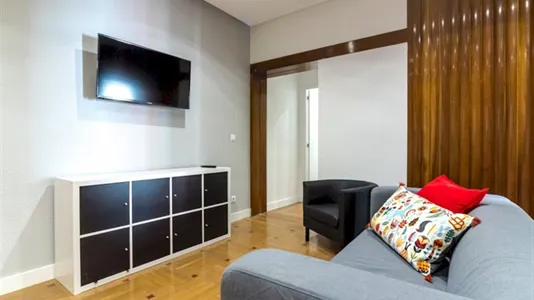 Rooms in Madrid Centro - photo 6