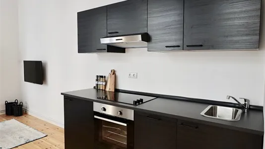 Apartments in Berlin Tempelhof-Schöneberg - photo 4