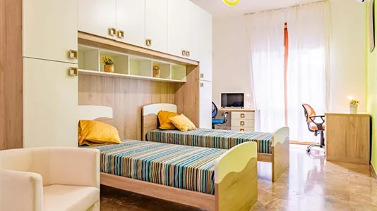 Rooms in Milano Zona 5 - Vigentino, Chiaravalle, Gratosoglio - photo 7