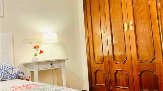 Rooms in Bilbao - photo 4