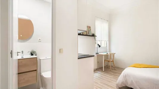 Rooms in Madrid Chamberí - photo 5