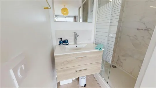 Rooms in Lyon - photo 3