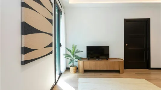 Apartments in Barcelona Eixample - photo 6