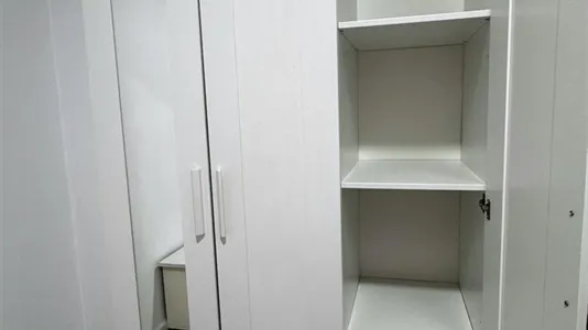 Rooms in Málaga - photo 2