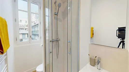 Rooms in Paris 10ème arrondissement - photo 5