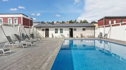 Houses in Täby - photo 1