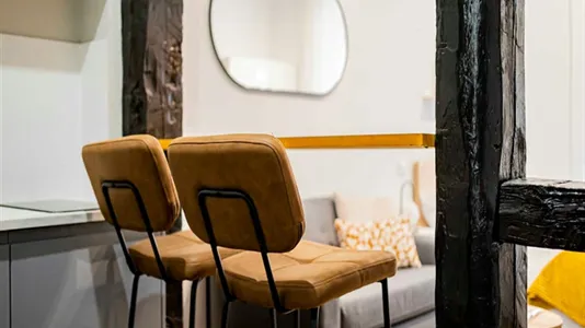 Rooms in Madrid Centro - photo 8