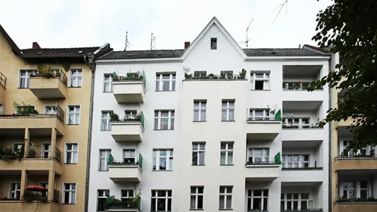 Rooms in Berlin Friedrichshain-Kreuzberg - photo 10