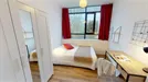 Room for rent, Nanterre, Île-de-France, &lt;span class=&quot;blurred street&quot; onclick=&quot;ProcessAdRequest(9312054)&quot;&gt;&lt;span class=&quot;hint&quot;&gt;See streetname&lt;/span&gt;[xxxxxxxxxxxxx]&lt;/span&gt;