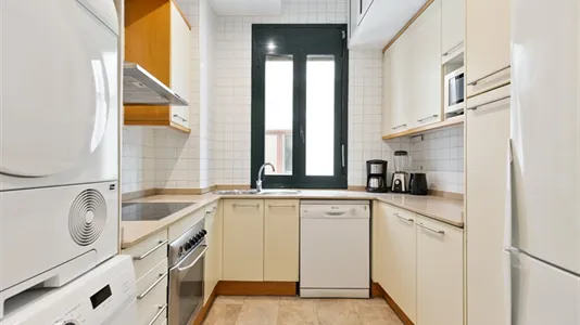 Apartments in Barcelona Ciutat Vella - photo 7