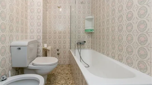 Rooms in Granada - photo 4