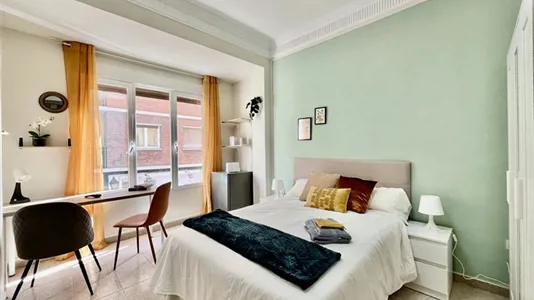 Rooms in Zaragoza - photo 2