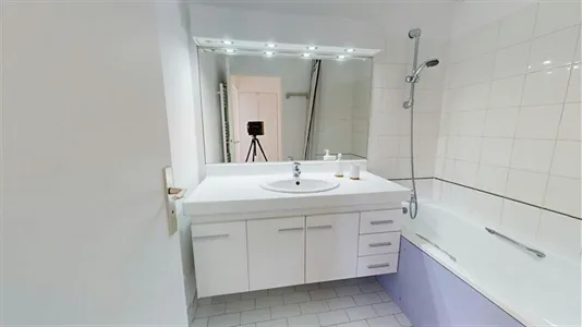 Apartments in Lyon - photo 2