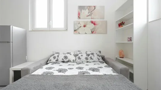 Apartments in Milano Zona 5 - Vigentino, Chiaravalle, Gratosoglio - photo 4