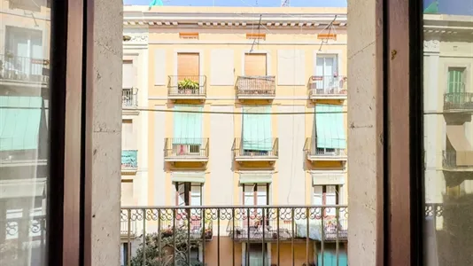 Apartments in Barcelona Ciutat Vella - photo 6