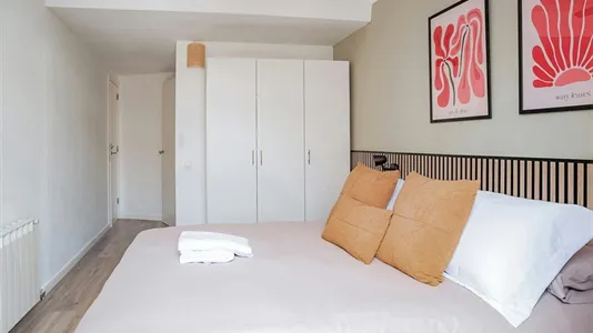 Rooms in Barcelona Ciutat Vella - photo 5