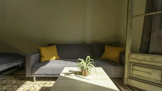 Rooms in Barcelona Eixample - photo 6