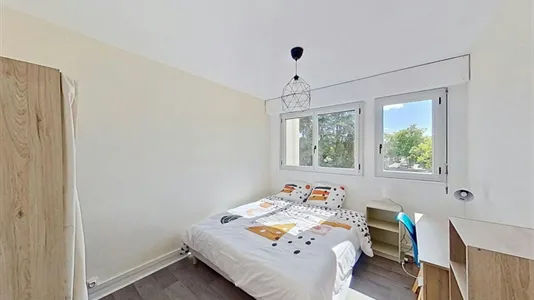 Rooms in Poitiers - photo 2