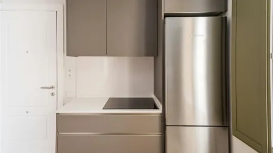 Apartments in Barcelona Ciutat Vella - photo 8