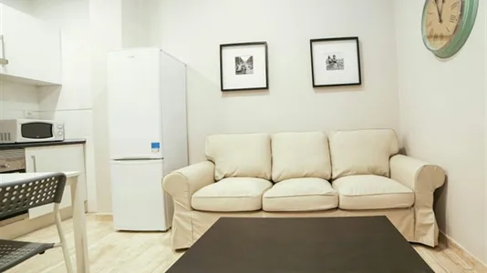 Rooms in Valencia L'Eixample - photo 4