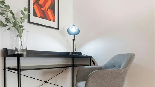 Apartments in Valencia Ciutat Vella - photo 6