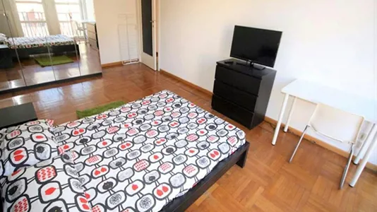 Rooms in Milano Zona 2 - Stazione Centrale, Gorla, Turro, Greco, Crescenzago - photo 1