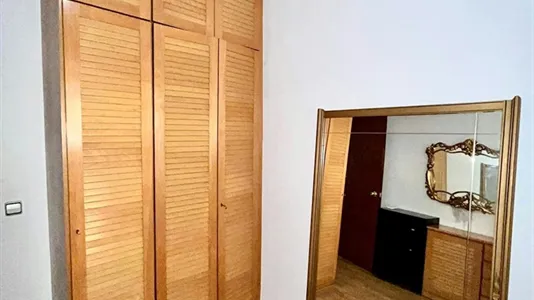 Rooms in Barcelona Eixample - photo 4