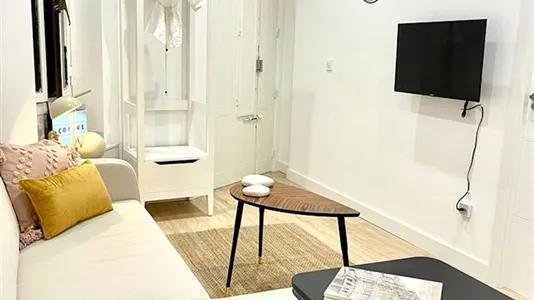 Rooms in Madrid Salamanca - photo 9