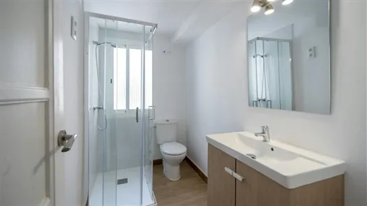 Rooms in el Camí de Vera - photo 5