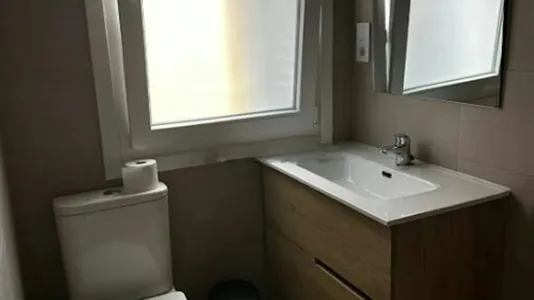 Rooms in Madrid Tetuán - photo 10