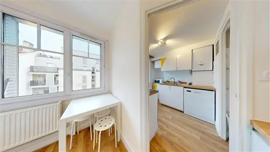 Rooms in Lyon - photo 1