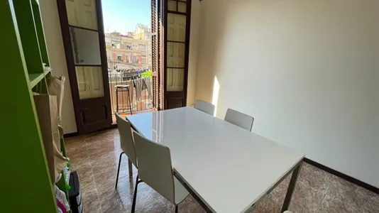 Rooms in Barcelona Eixample - photo 5