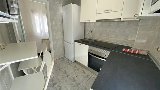 Rooms in Madrid Carabanchel - photo 9