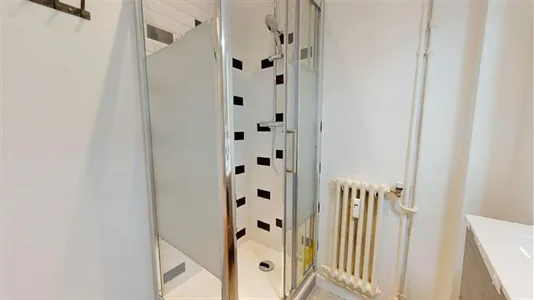 Rooms in Lyon - photo 10
