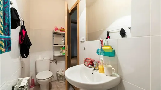 Rooms in Madrid Centro - photo 5