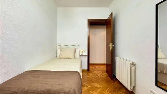 Rooms in L'Hospitalet de Llobregat - photo 2