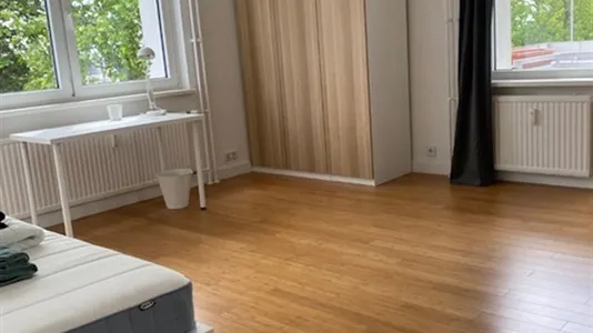 Rooms in Berlin Charlottenburg-Wilmersdorf - photo 5