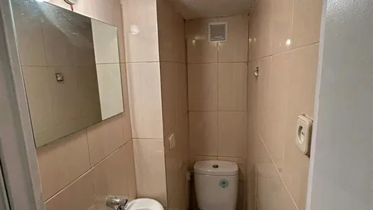 Rooms in Barcelona Eixample - photo 8