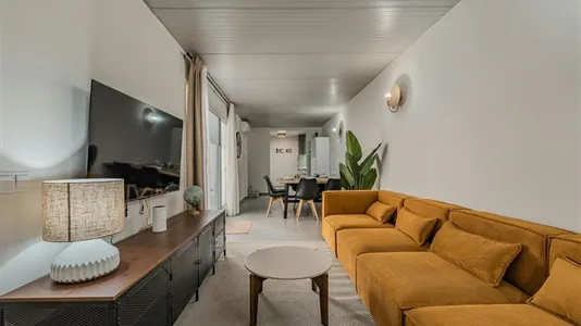 Rooms in Cornellà de Llobregat - photo 7