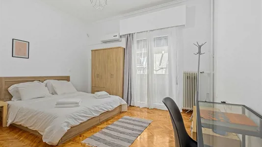 Rooms in Athens Agios Nikolaos - photo 1