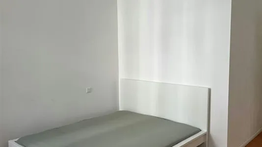 Apartments in Berlin Mitte - photo 4